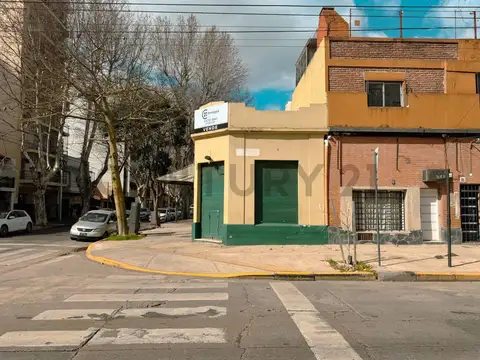 Local en Venta 66 años