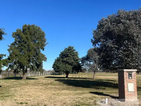 Terreno de 1.006 m2 en Barrio Mirabosques Etapa 3.