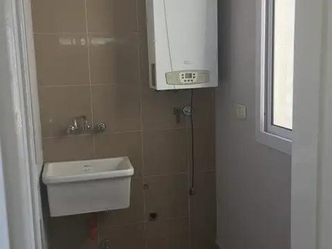 Departamento en Alquiler con 1 cochera