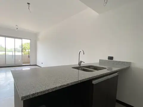 Departamento en Alquiler en Remedios de Escalada, $ 720.000