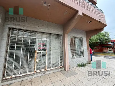Local en Venta 40 años