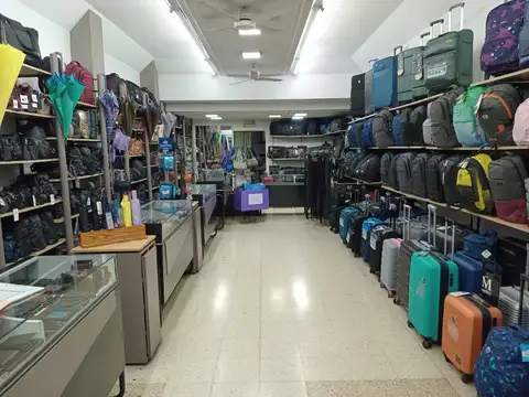 Avenida Rivadavia 11200, Piso PB