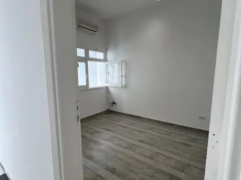 Depto Tipo Casa en Venta en Terminal Vieja, USD 159.000