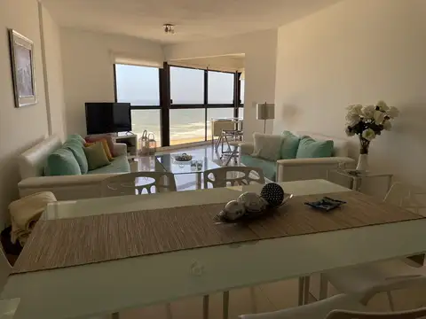 Departamento en Playa Brava Para 3 - Temporada 2027