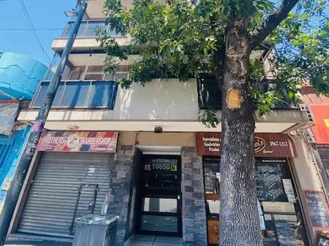 Departamento mono ambiente con jardin- Liniers