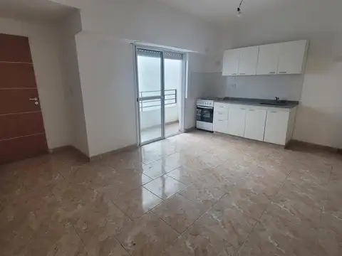 CASEROS: DEPARTAMENTO 2 AMB A ESTRENAR CON BALCON