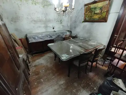 Depto Tipo Casa en Venta 70 años