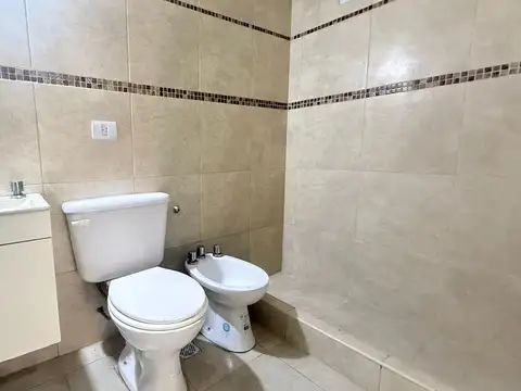ALQUILA MONO AMB CENTRO CASEROS 26m2