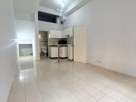 Depto Tipo Casa en Alquiler en Caseros, $ 430.000