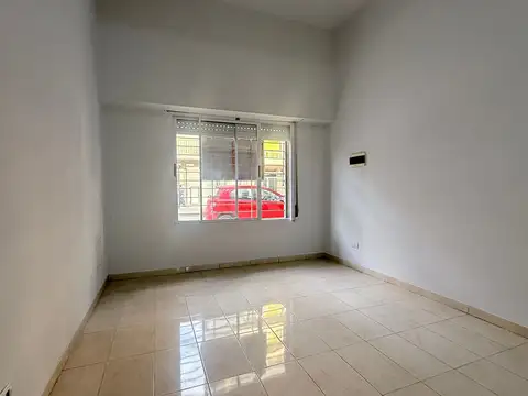 Depto Tipo Casa en Alquiler de Monoambiente