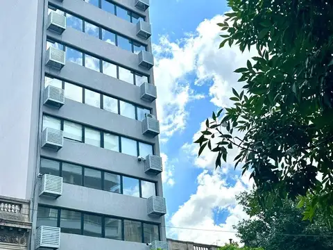 ALQUILER ESPECTACULAR OFICINA DUPLEX A ESTRENAR-EXCELENTE UBICACION-BAJAS EXPENSAS