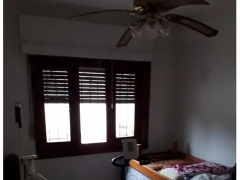 Casa en Venta con 5 cocheras