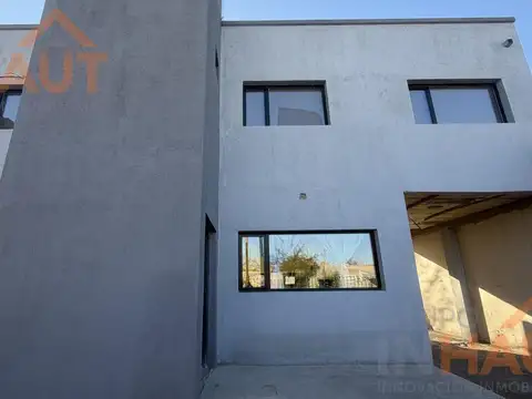 CASA EN VENTA EN BARRIO FLAMINGO CIPOLLETTI