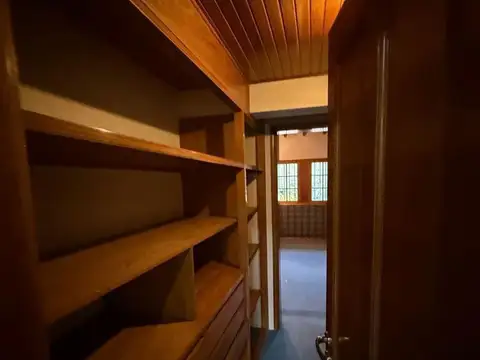 VENTA CASA EXCLUSIVA 3 DORMITORIOS SEXTA SECCION