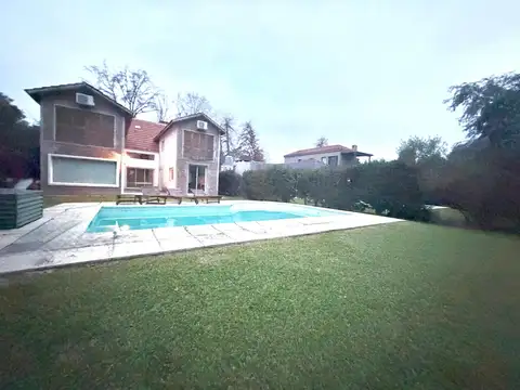Casa en Venta de 4 dormitorios