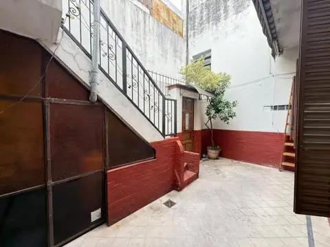 Depto Tipo Casa en Alquiler de 3 ambientes