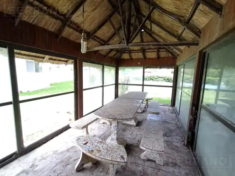 Casa en Venta con 1 cochera