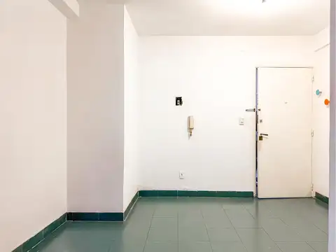 Departamento en Venta en La Lucila, USD 75.000