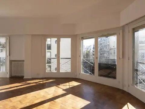 Departamento en Venta de 6 ambientes