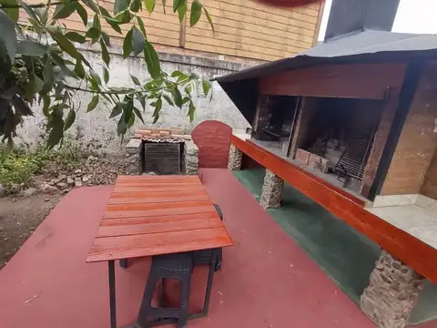 Fondo Comercio en Venta con 3 cocheras