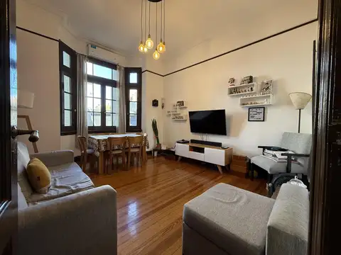 Depto 3 Ambientes con dependencia - Congreso - Oportunidad - Luminoso e Impecable -