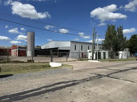 Alquiler Depósito 4.412m2 en Calle 8 Parque Industrial Pilar