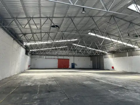 Alquiler Depósito 4.412m2 en Calle 8 Parque Industrial Pilar