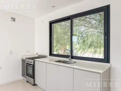 Casa en Alquiler al Este