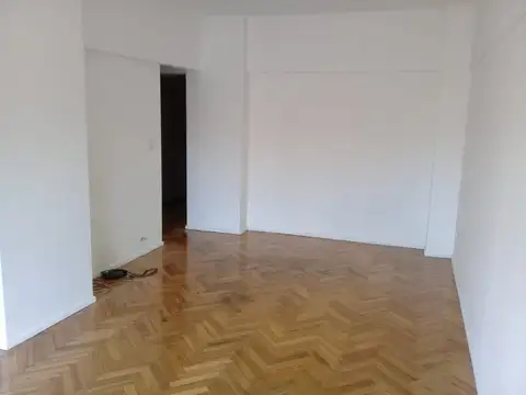 Avenida Caseros 3400