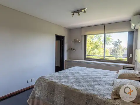 Departamento en Venta con 2 cocheras