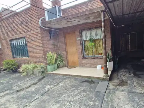 Nicolás Avellaneda 1700