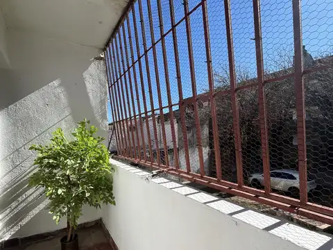 Cosquín y Av El Maestro , Piso 1