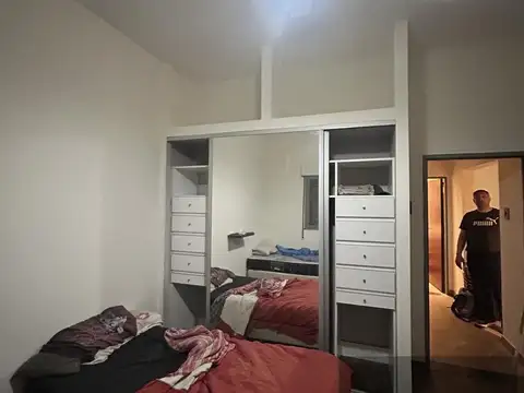 Casa en ALQUIILER 3 dormitorios BARRIO PARQUE con PILETA