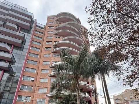 Espora 100, Piso 1
