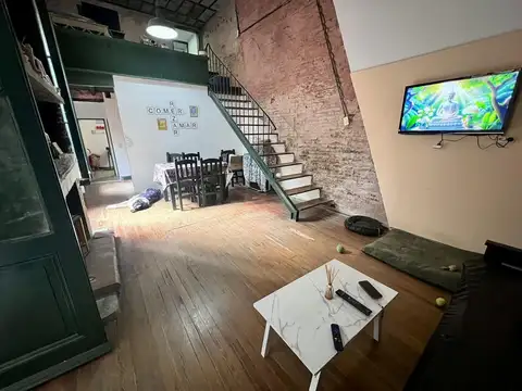 Depto Tipo Casa 4 ambientes con 2 baños