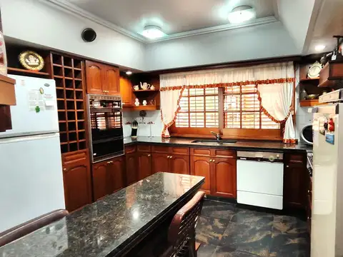 Casa en Venta de 4 dormitorios