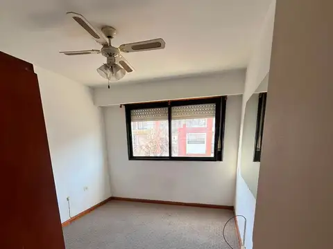 Depto Tipo Casa 4 ambientes con 1 baño