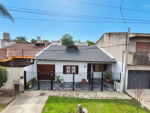 CASA EN VENTA 3 DORMITORIOS HERNANDEZ GONNET