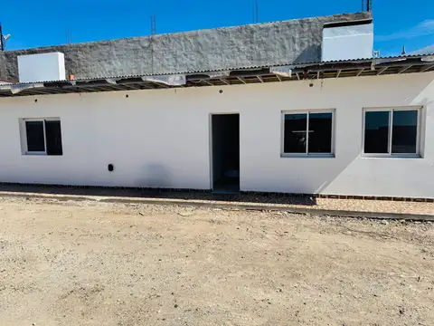 Terreno+ 2 galpones + casa