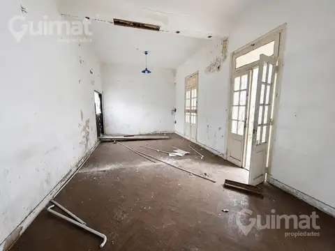 GRAN PARCELA DE 2500M2 CON SALIDA A DOS CALLES