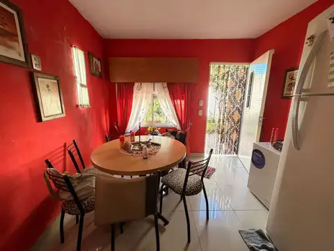 Casa en Venta en Isidro Casanova, USD 73.500