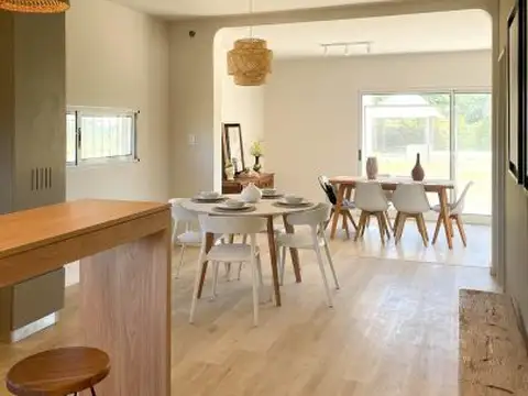 Casa 5 ambientes con 1 baño