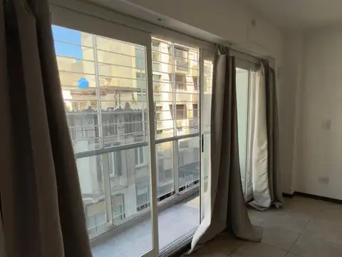 Departamento en Alquiler en Centro, $ 350.000