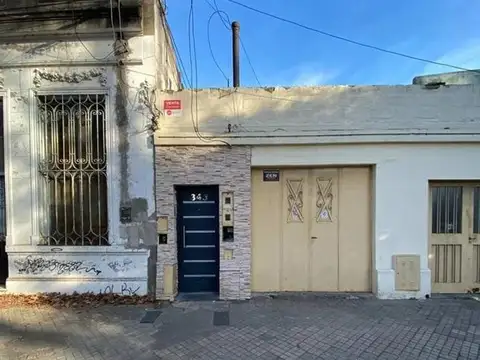 VENTA CASA DE PASILLO 2 DORMITORIOS