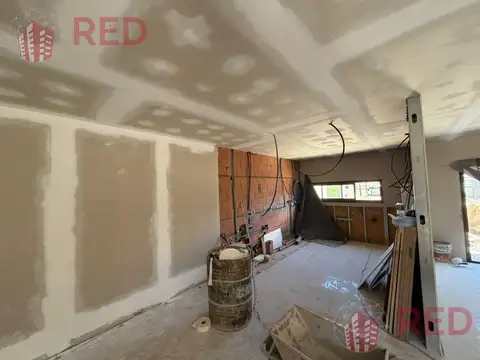 Vende Casa en Altos De  La Falda Cipolletti