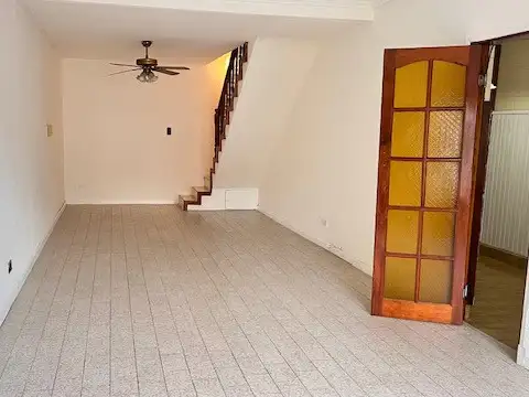 Casa en Alquiler en Parque Luro, $ 900.000
