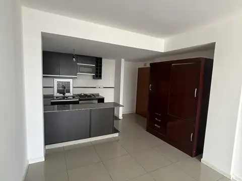 Monoambiente de 30m2 impecable al contrafrrente en pleno Parque chacabuco! ALQUILER