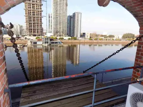 Avenida Alicia Moreau de Justo 1800