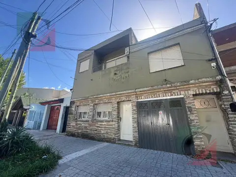 PH 3 ambientes con patio RENTADA