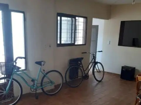 Depto Tipo Casa en Venta en Ramos Mejía, USD 130.000